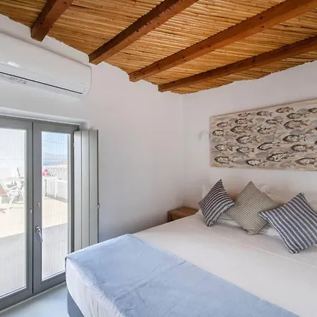 Traditionally Designed Apt For 4ppl In Lefkes