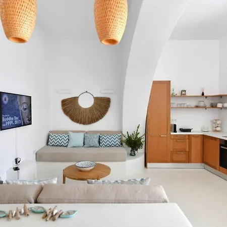 Apartman Traditionally Designed Apt For 4ppl In Lefkes Léfkesz